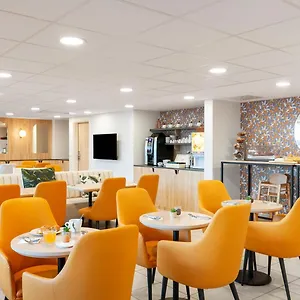 Residhome Aéroport 3* Niza